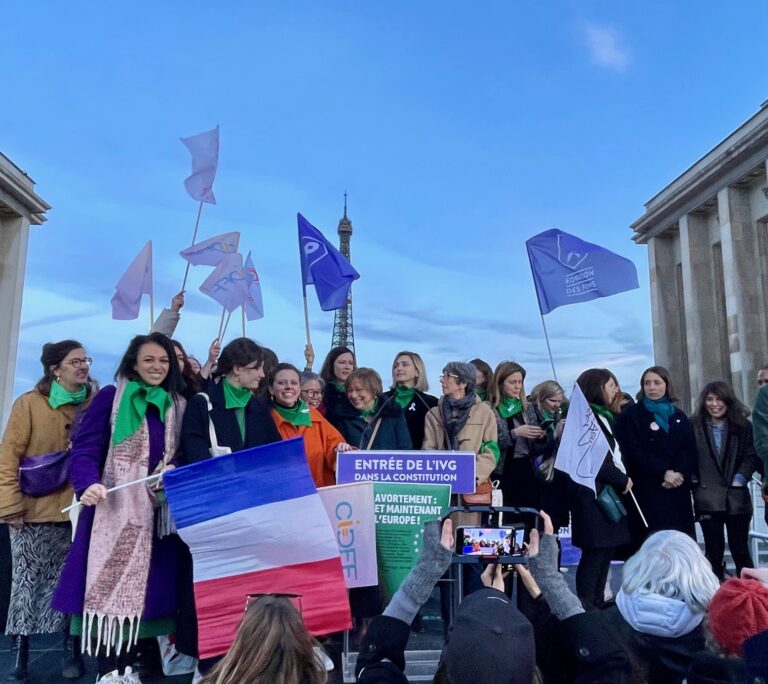 IVG dans la Constitution:  vote historique au Château de Versailles