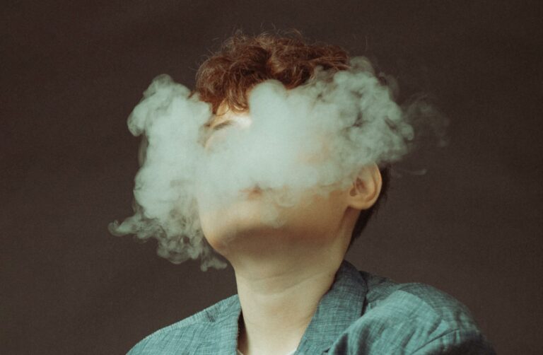 « Puffs » interdites : un pas contre le tabagisme des jeunes